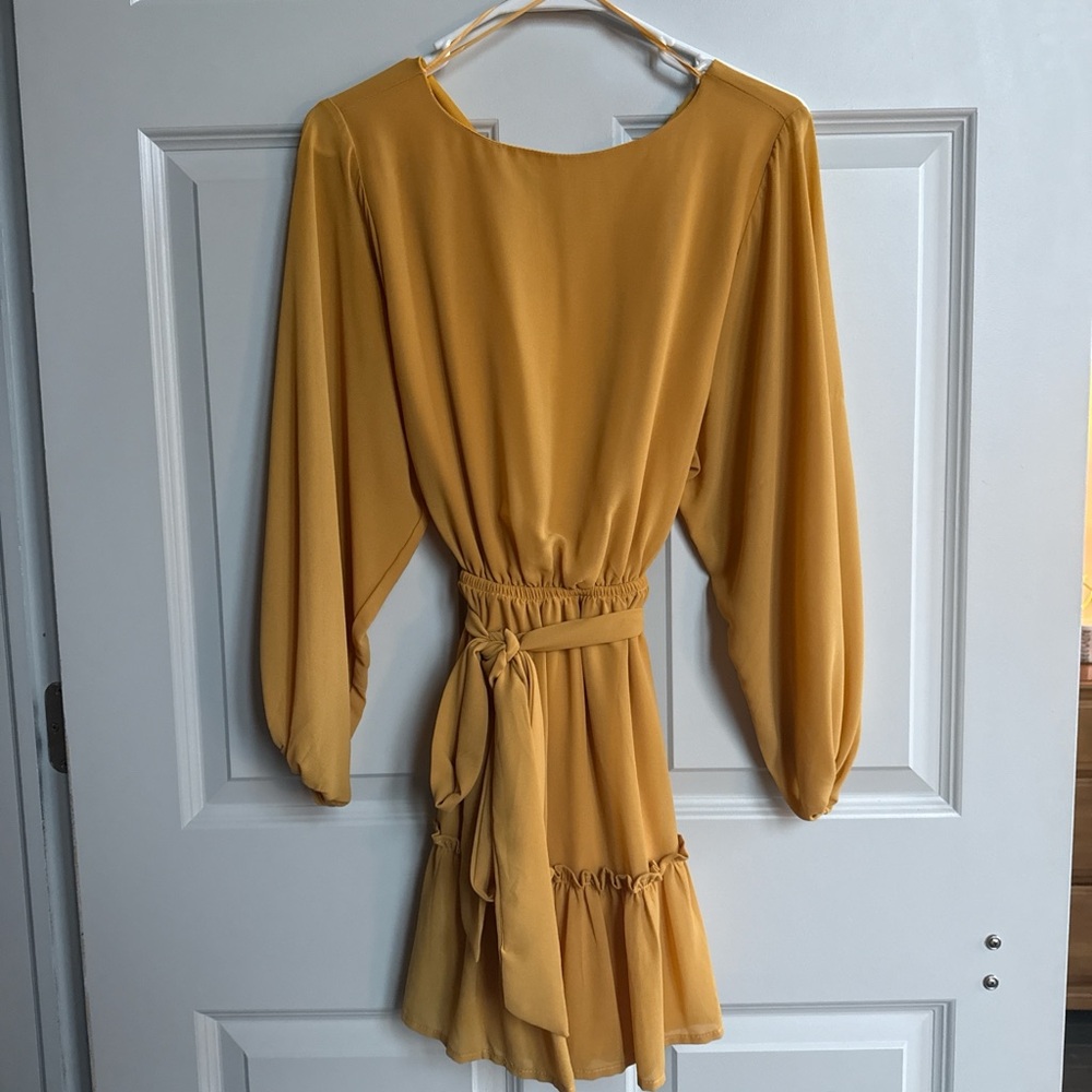 Chic Mustard Mini Dress